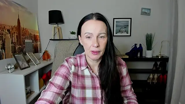 Velvet Jasmine online show from February 2026 06:28:02 AM