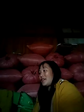 miss-su online show from December 2025 06:41:02 AM