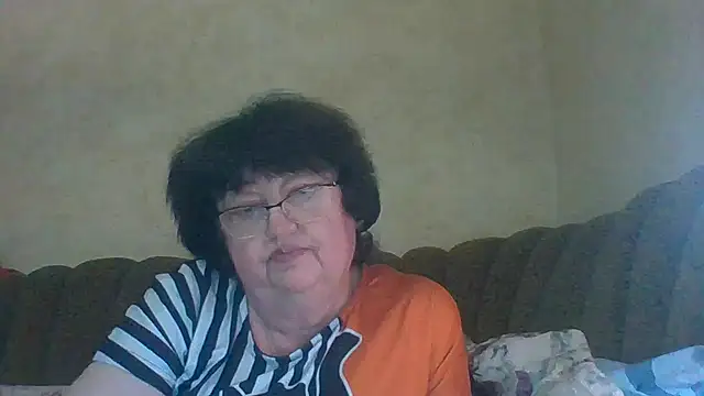 MilaSky5303 online show from December 2025 03:39:02 PM