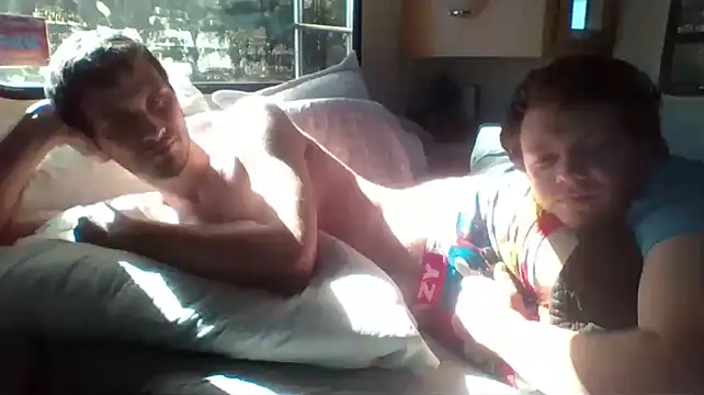 DeafGuyProud389 online show from November 2025 07:36:02 PM