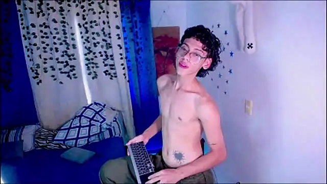 Thedoll ethan7 online show from March 2026 10:25:01 PM