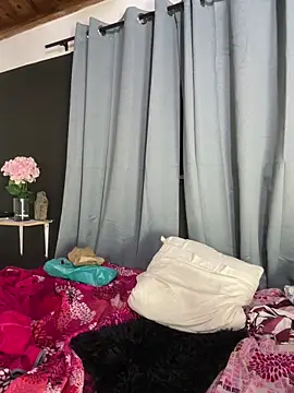 TeensNews18 online show from April 2026 11:13:02 PM