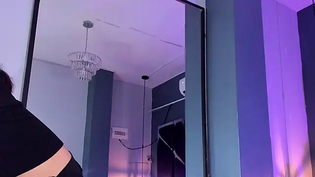 Julieth brown  online show from September 2025 07:59:02 PM