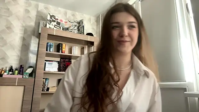 CarylWeatherholtz online show from September 2025 07:01:01 AM