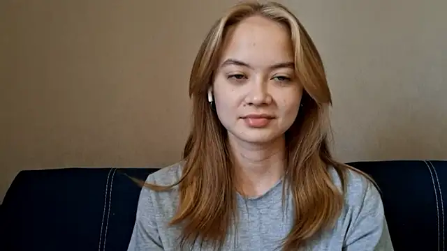ALISALISAAS online show from September 2025 11:09:01 AM