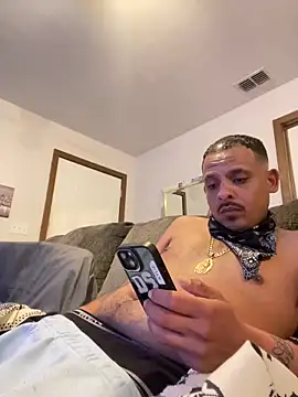 Ghosttown23 online show from April 2026 01:40:01 AM