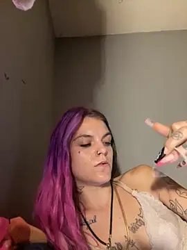 ittybittymeryssa online show from November 2025 01:56:02 PM