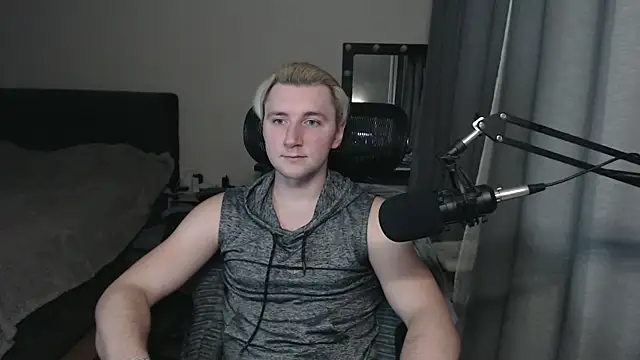 Elvin Vaenight online show from October 2025 12:33:02 AM