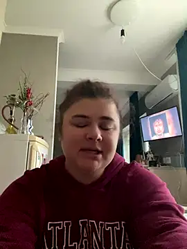 AliceCurlyX online show from November 2025 10:18:02 AM