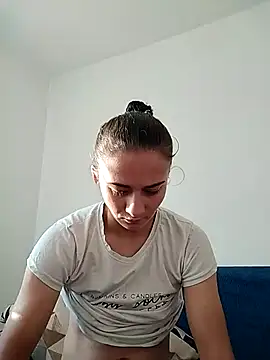 Snapshot of MissMarry11 chatting on September 2025 04:56:02 AM MissMarry11 online show from September 2025 04:56:02 AM