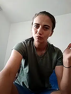 Snapshot of MissMarry11 chatting on September 2025 05:29:01 AM MissMarry11 online show from September 2025 05:29:01 AM