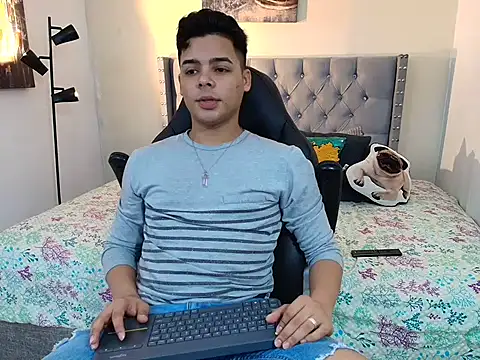 stewart mateo  online show from October 2025 02:01:01 AM