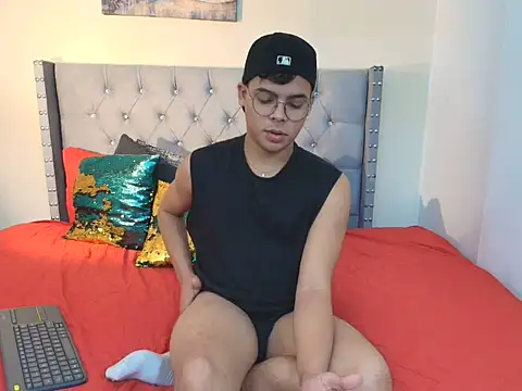 stewart mateo  online show from November 2025 02:10:01 AM