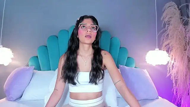 Snapshot of AlassiaHocthner chatting on October 2025 11:43:01 AM AlassiaHocthner online show from October 2025 11:43:01 AM