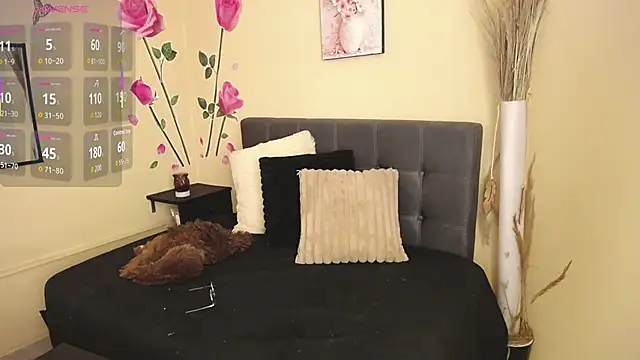 BrendaRojas  online show from November 2025 01:58:02 PM