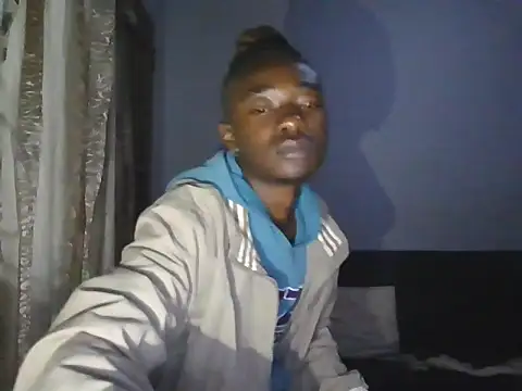 Snapshot of Nykho17 chatting on October 2025 08:09:02 PM Nykho17 online show from October 2025 08:09:02 PM