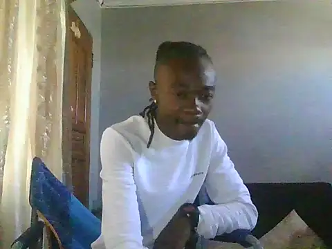 Snapshot of Nykho17 chatting on October 2025 07:32:01 AM Nykho17 online show from October 2025 07:32:01 AM