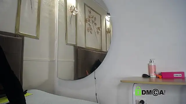 lia harper  online show from September 2025 12:09:02 PM