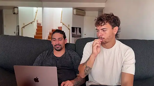 lenruy online show from February 2026 06:47:02 PM