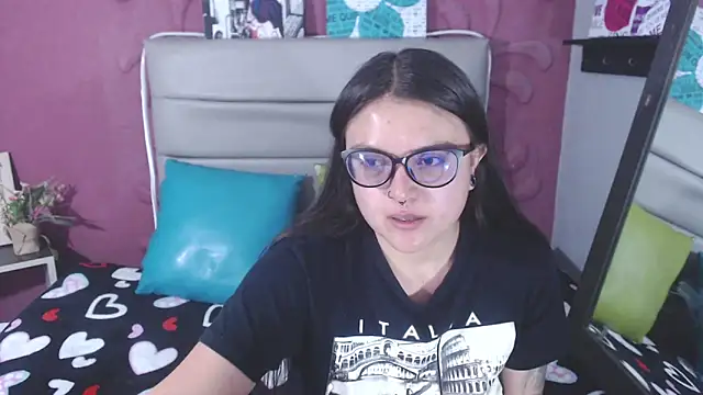 Snapshot of Cailing_Zu chatting on September 2025 07:15:01 PM Cailing Zu online show from September 2025 07:15:01 PM