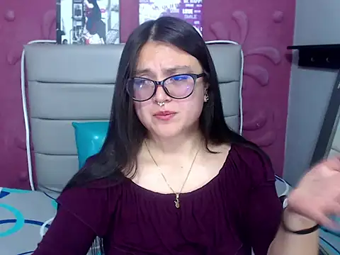 Snapshot of Cailing_Zu chatting on October 2025 07:14:02 PM Cailing Zu online show from October 2025 07:14:02 PM