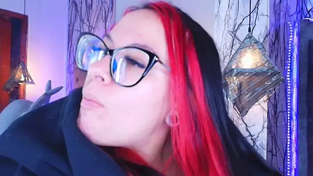 Zami Escobar of online show from March 2026 06:34:01 PM