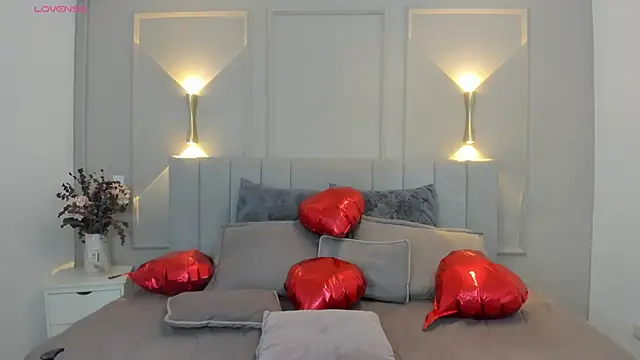 Snapshot of victoria_bourne chatting on February 2026 07:10:01 PM victoria bourne online show from February 2026 07:10:01 PM