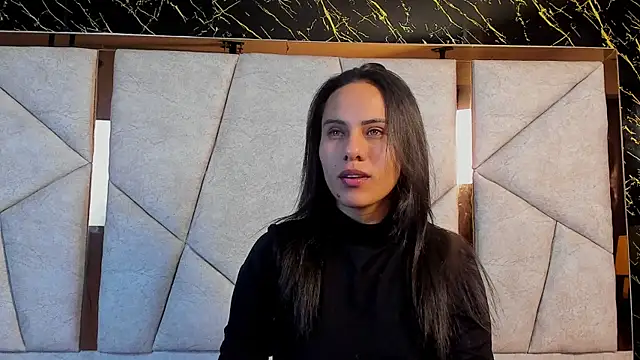 Maddy-Johnson- online show from September 2025 03:06:01 AM
