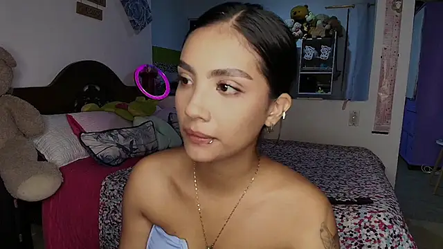 Snapshot of mia_yireth chatting on September 2025 01:18:01 AM mia yireth online show from September 2025 01:18:01 AM