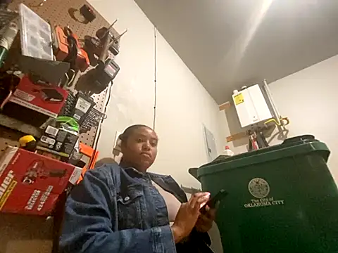 princesslivv online show from October 2025 04:02:01 AM