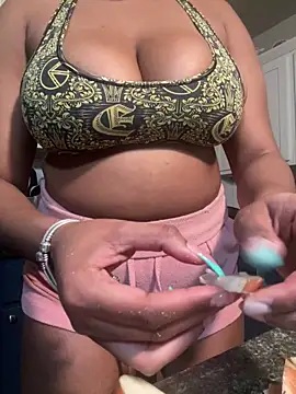 princesslivv online show from February 2026 06:12:02 AM