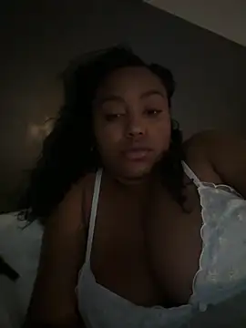 Snapshot of princesslivv chatting on June 2026 11:51:02 AM princesslivv online show from June 2026 11:51:02 AM
