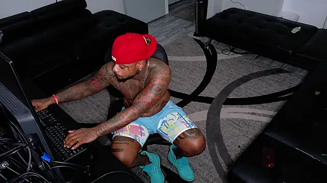 SLANGONDEMHOES online show from April 2026 01:12:02 AM