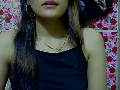 Snapshot of Amira90 chatting on September 2025 02:08:01 PM Amira90 online show from September 2025 02:08:01 PM