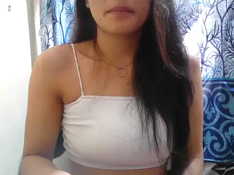 Snapshot of Amira90 chatting on September 2025 09:11:02 AM Amira90 online show from September 2025 09:11:02 AM