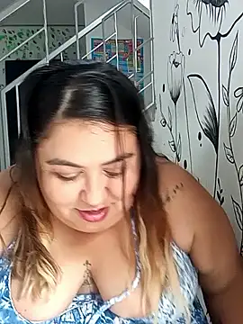 curvy diva  online show from September 2025 02:00:01 PM