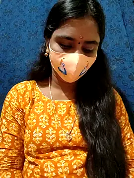 mini-queen online show from September 2025 10:42:01 AM