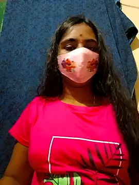 mini-queen online show from September 2025 12:54:01 PM