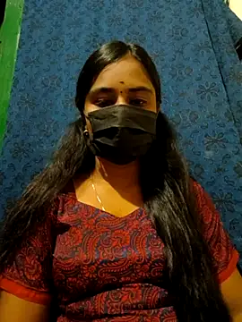 mini-queen online show from October 2025 05:44:02 PM