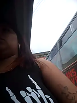 snow belle online show from January 2026 07:28:02 PM