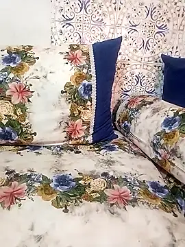 Mayamimi online show from September 2025 12:26:01 PM