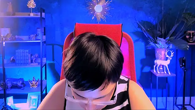 LauraDavidsons online show from January 2026 05:38:02 PM