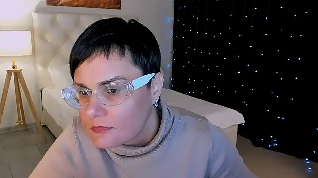 LauraDavidsons online show from February 2026 06:50:02 PM