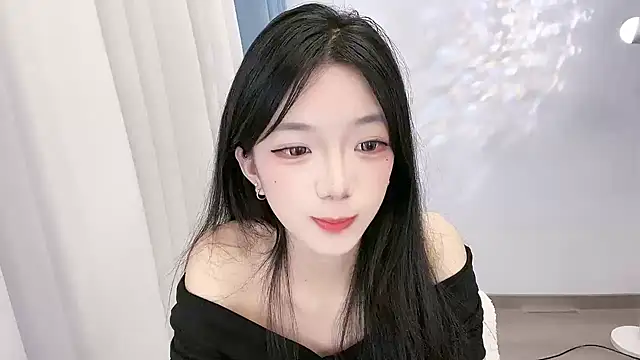 Snapshot of TyTing-214 chatting on September 2025 03:34:01 PM TyTing-214 online show from September 2025 03:34:01 PM