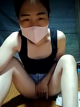 Snapshot of Georgia_here chatting on October 2025 11:14:01 PM Georgia here online show from October 2025 11:14:01 PM