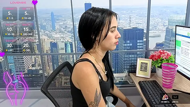 Snapshot of vanesa19_ chatting on September 2025 01:00:02 PM vanesa19 online show from September 2025 01:00:02 PM