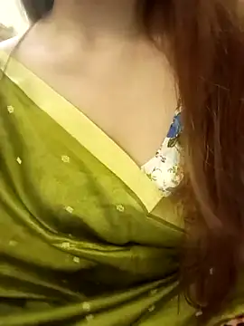 Snapshot of midnightmuse-03 chatting on October 2025 01:13:01 AM midnightmuse-03 online show from October 2025 01:13:01 AM