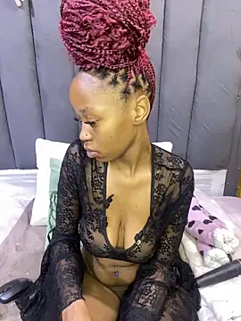 SexyPetitex25 online show from June 2026 08:03:01 PM
