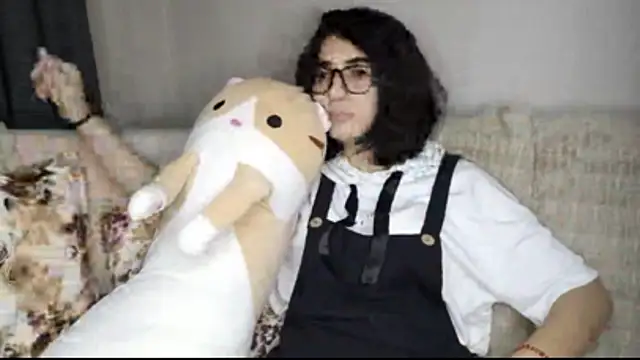 TAG MIGGI online show from October 2025 07:22:01 PM