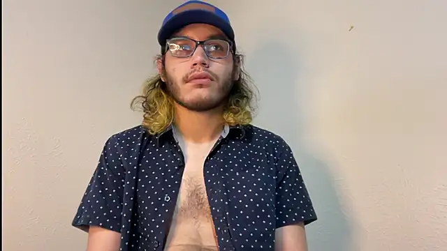 zacthefeetguy online show from March 2026 08:04:01 PM